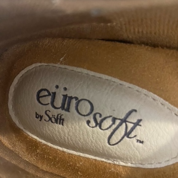 Tan Flats Size 6.5 - Picture 9 of 12